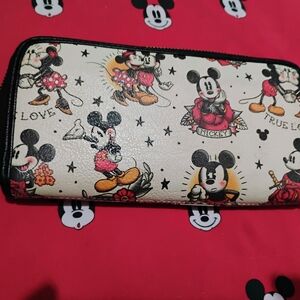 Loungefly Mickey and Minnie Mouse Key & Card Holder - Cream and Black